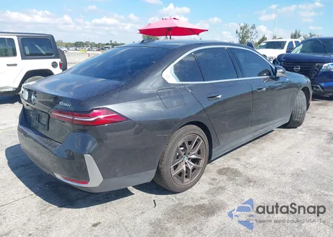 2026 BMW 530I из США, поврежденный, VIN WBA43FJ04TCV59416